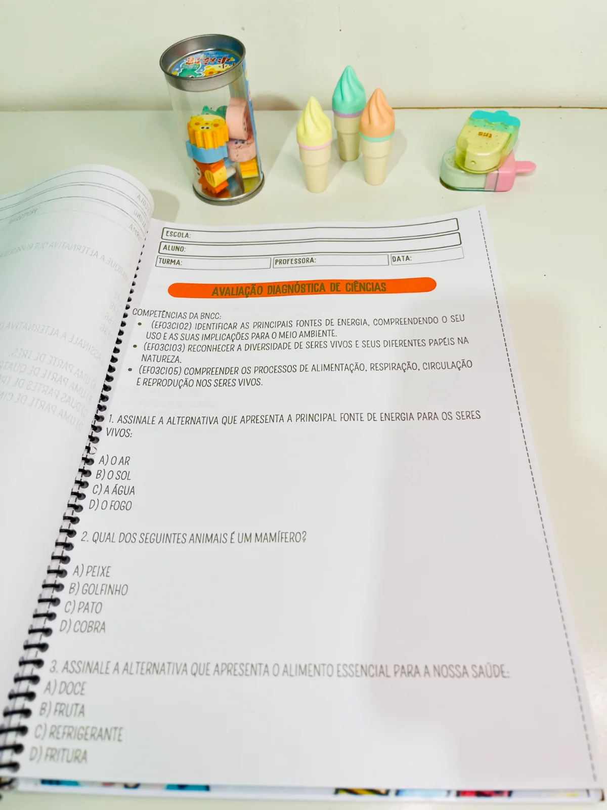 AVALIAÇÃO DIAGNÓSTICA 4° ANO - ENSINO FUNDAMENTAL — amostra 6: Uma apostila completa, desenvolvida de acordo com as…