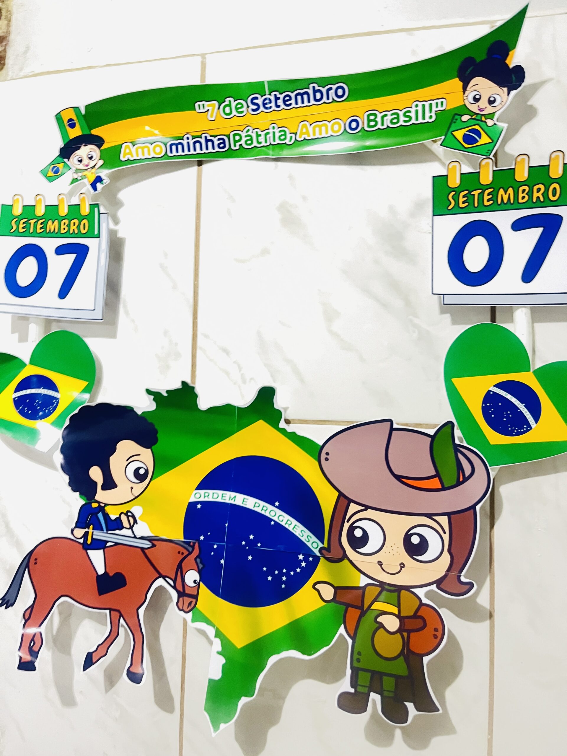 Bambolê 7 setembro – Material Pedagógico — amostra 2: Formato e entrega