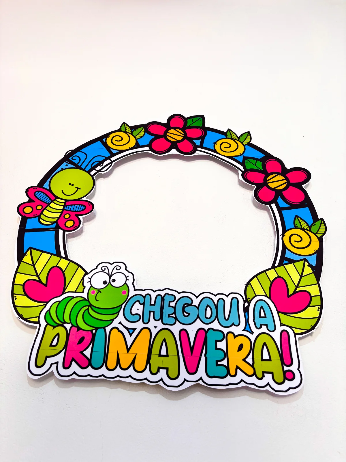Bambolê Chegou a Primavera – PDF para Imprimir — amostra 7: Moldura para bambolê cheia de encanto: com letreiro especial,…