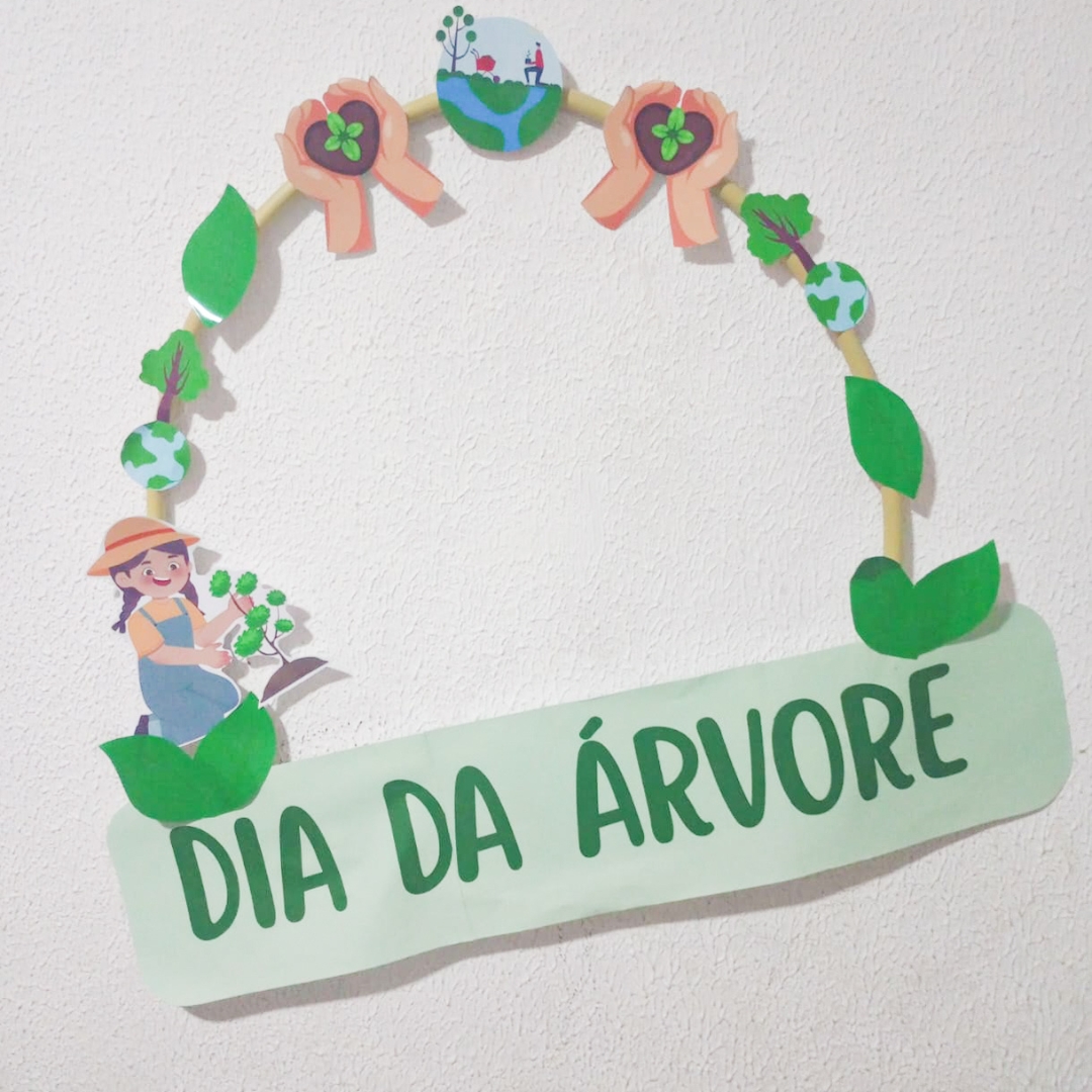 Bambôle dia da árvore – Material Pedagógico — Datas comemorativas para Todas as séries: Painel decorativo em formato de…