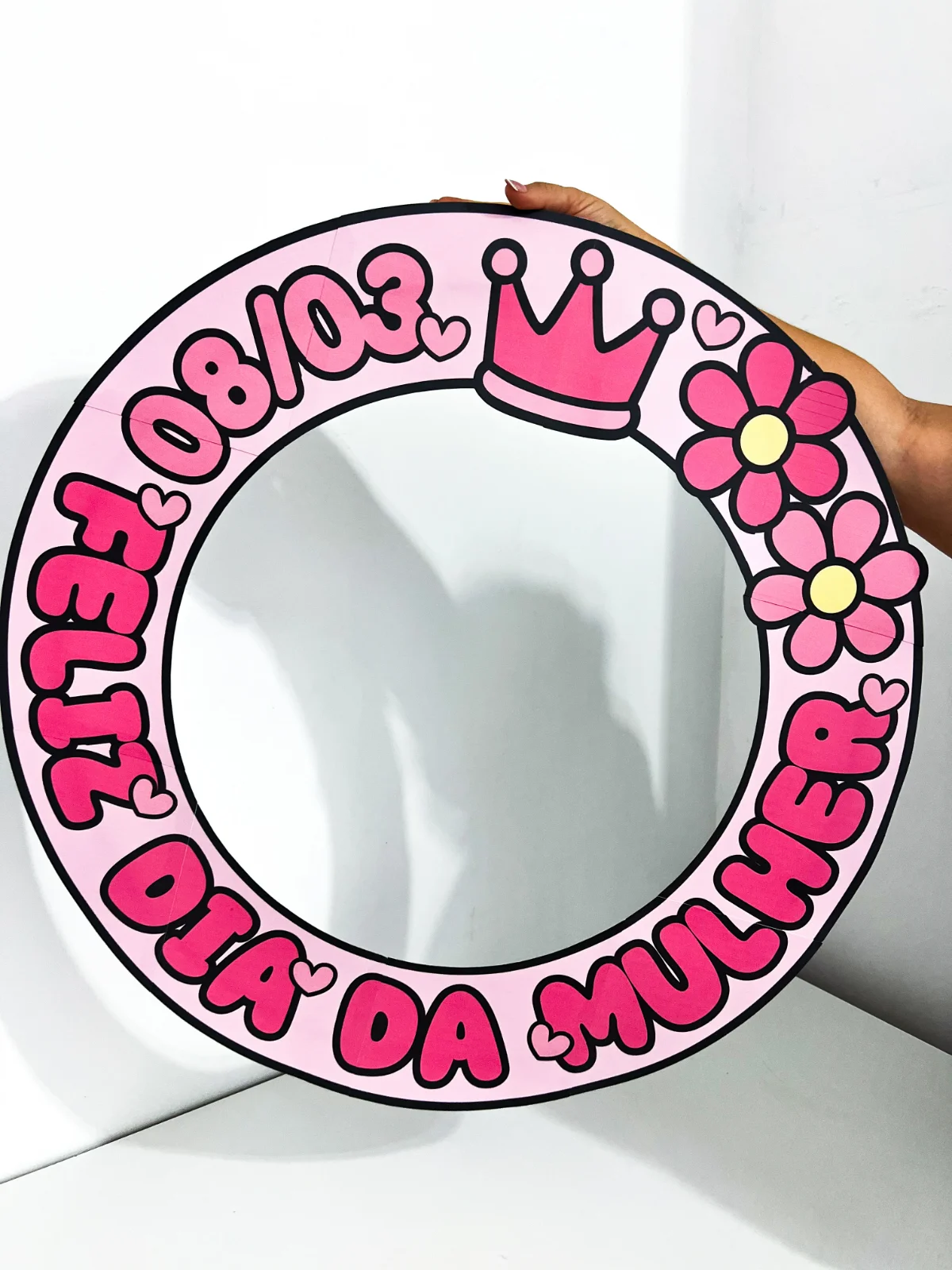 Bambolê Dia da Mulher – PDF para Imprimir — amostra 1: Sobre o Bambolê Dia da Mulher