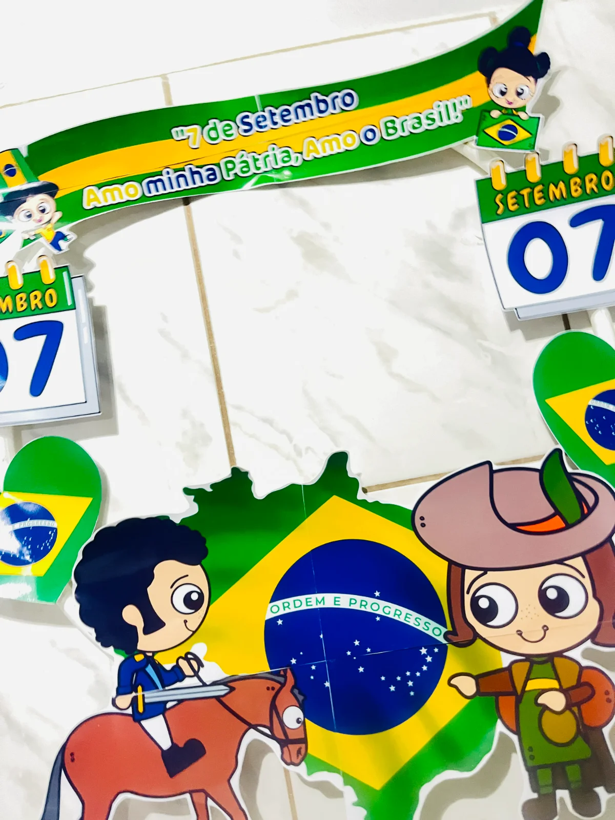 BAMBOLÊ - INDEPENDÊNCIA DO BRASIL 7 DE SETEMBRO — amostra 1: O recurso pedagógico da imagem é um material ilustrativo…