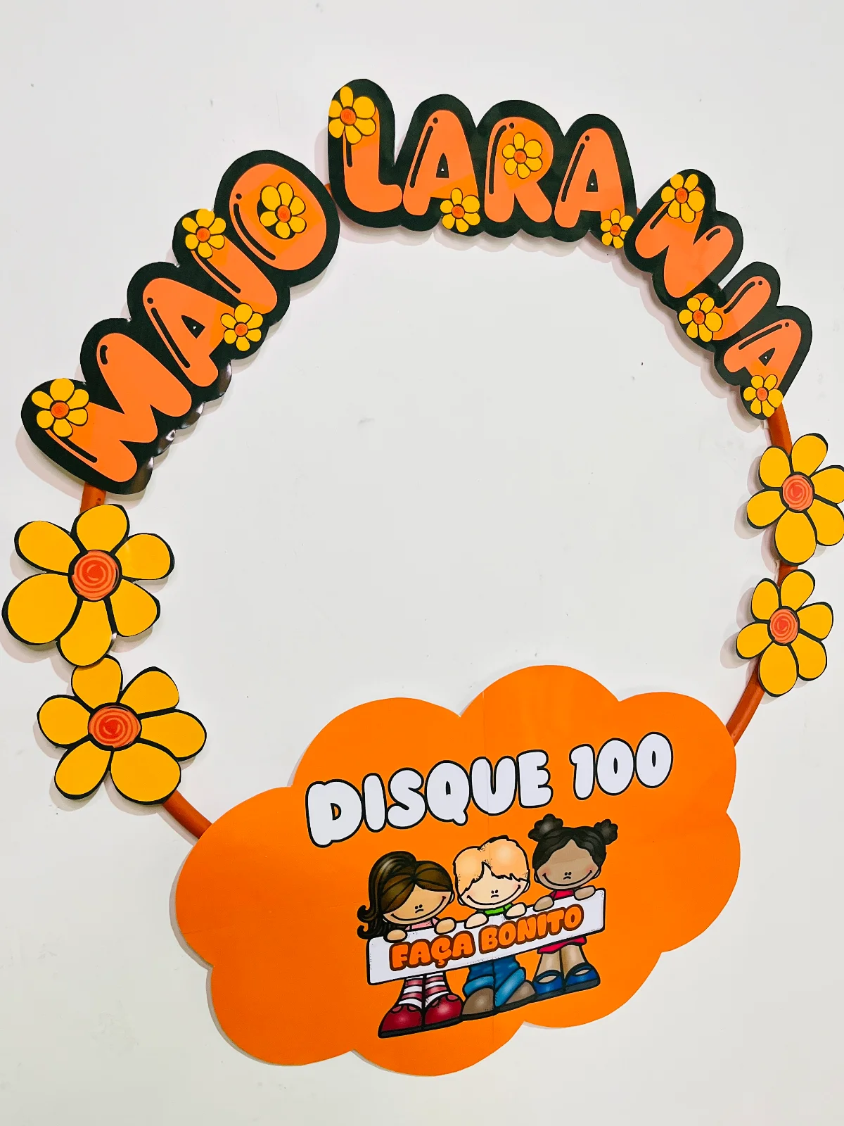 Bambolê para foto - Maio Laranja – Material Pedagógico — amostra 1: O bambolê foi criado para a campanha Maio Laranja, com… Bambolê para foto - Maio Laranja – Material Pedagógico — amostra 1: O bambolê foi criado para a campanha Maio Laranja, com…