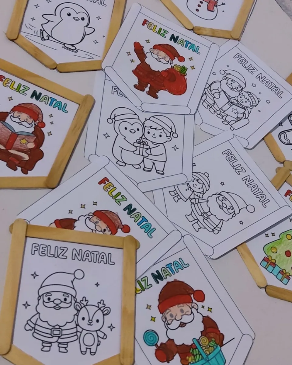Bandeirinhas de Natal para Colorir – 12 Modelos em PDF — amostra 1: Atividade de Natal em PDF com 12 modelos de…