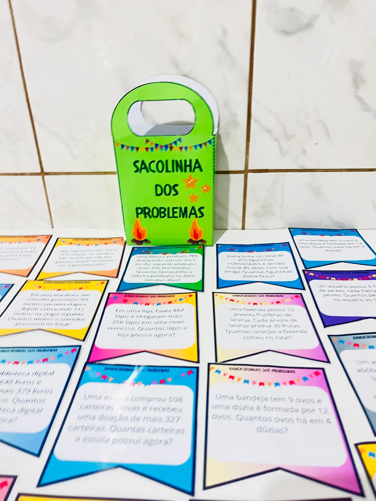 Bandeirinhas dos Problemas – 3º Ano — amostra 1: Transforme a resolução de problemas em uma atividade divertida e…