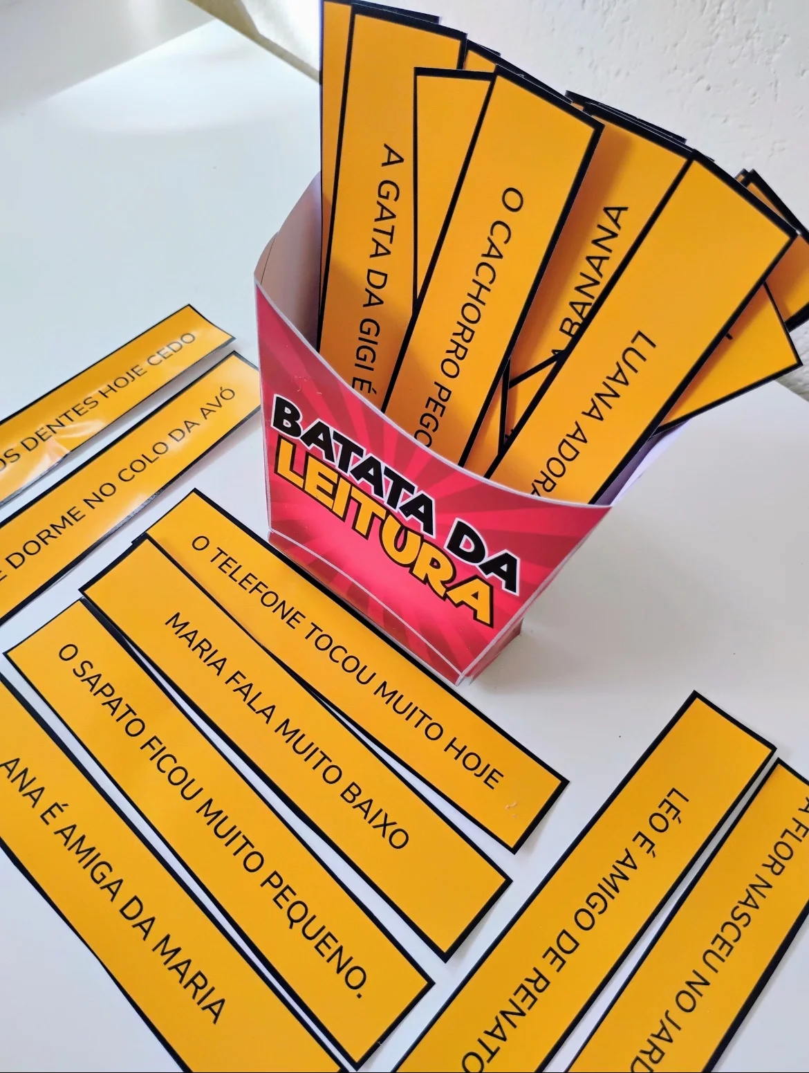 Batata da leitura — Alfabetização para Todas as séries: Batata da Leitura Este arquivo em PDF contém 32 frases curtas e…