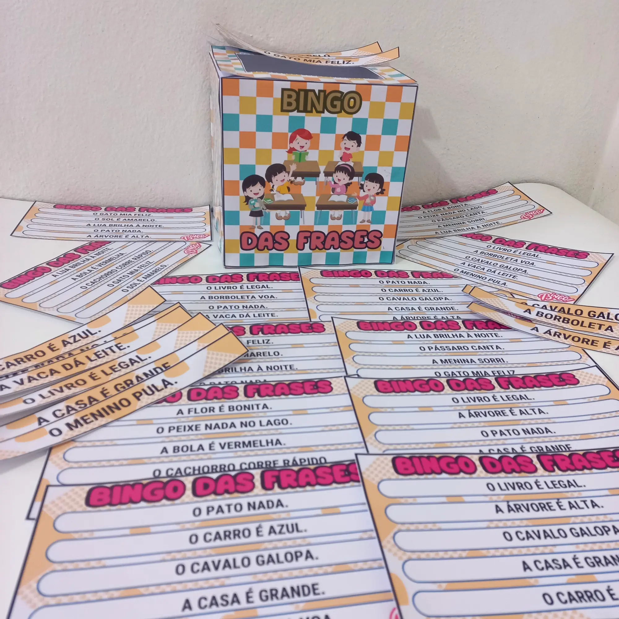 Bingo das Frases: Jogo de Leitura para Alfabetização — amostra 4: Jogo Bingo das Frases com 16 páginas para imprimir:…