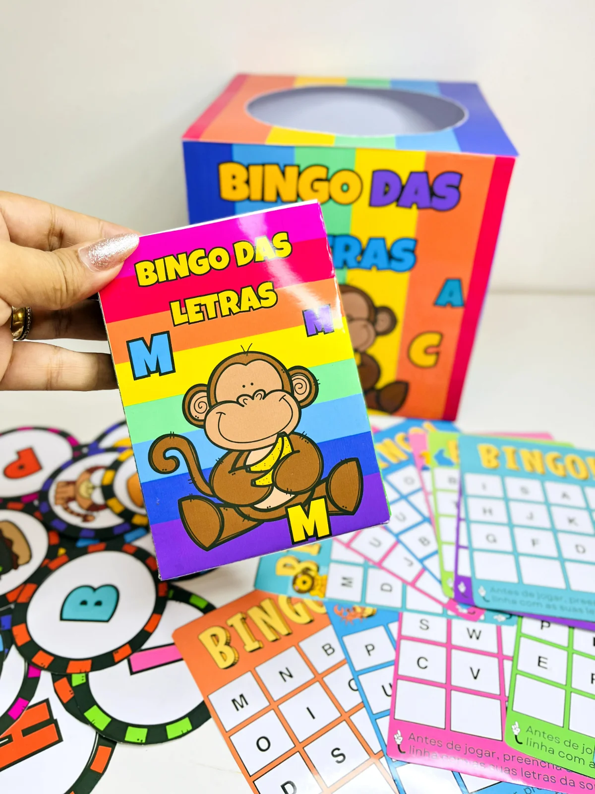Bingo das Letras: Jogo de Alfabetização em PDF — amostra 1: Cartelas de bingo com letras e imagens para brincar em grupo e…