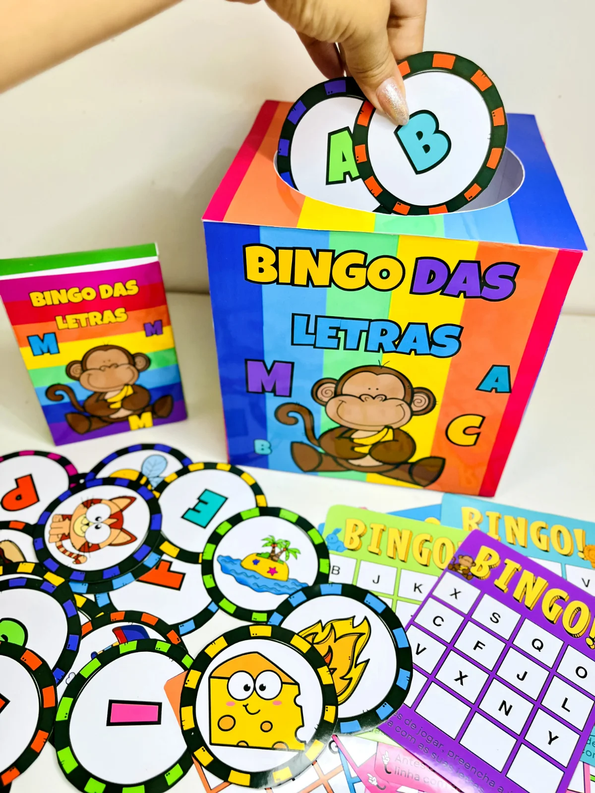 Bingo das Letras: Jogo de Alfabetização em PDF — amostra 6: Cartelas de bingo com letras e imagens para brincar em grupo e…