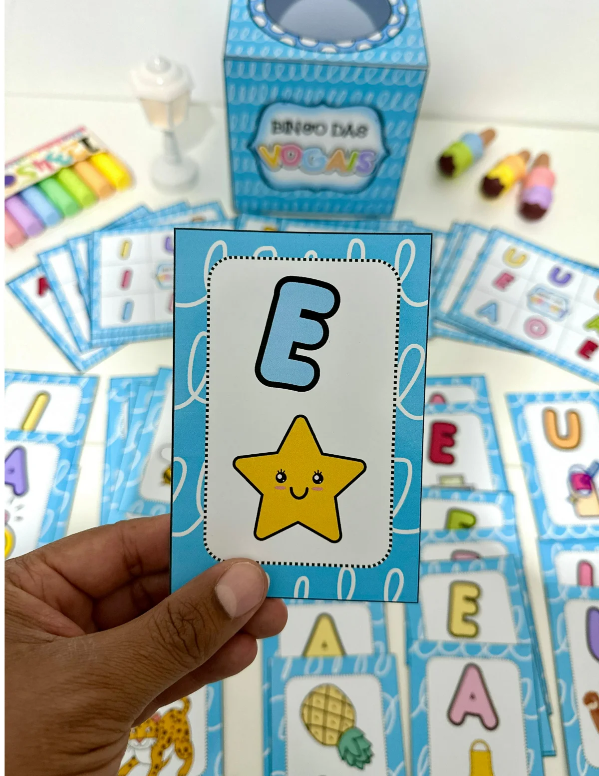 Bingo das Vogais – Atividades para Imprimir — amostra 3: Bingo das Vogais Recurso pedagógico ideal para desenvolver…