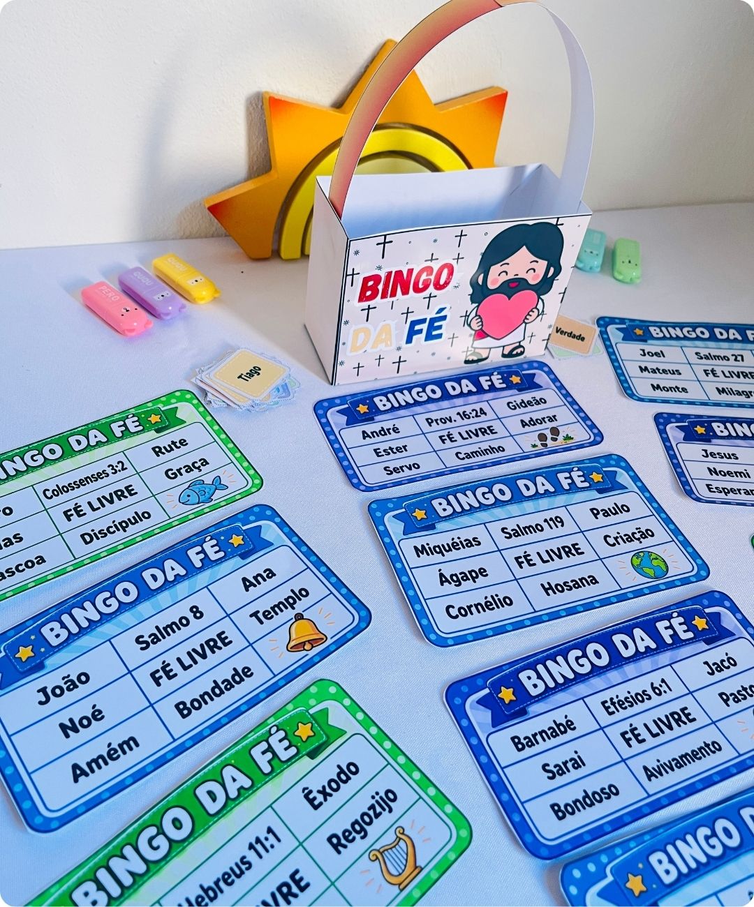 Bingo de temas bíblicos para imprimir — amostra 3: O que o PDF apresenta