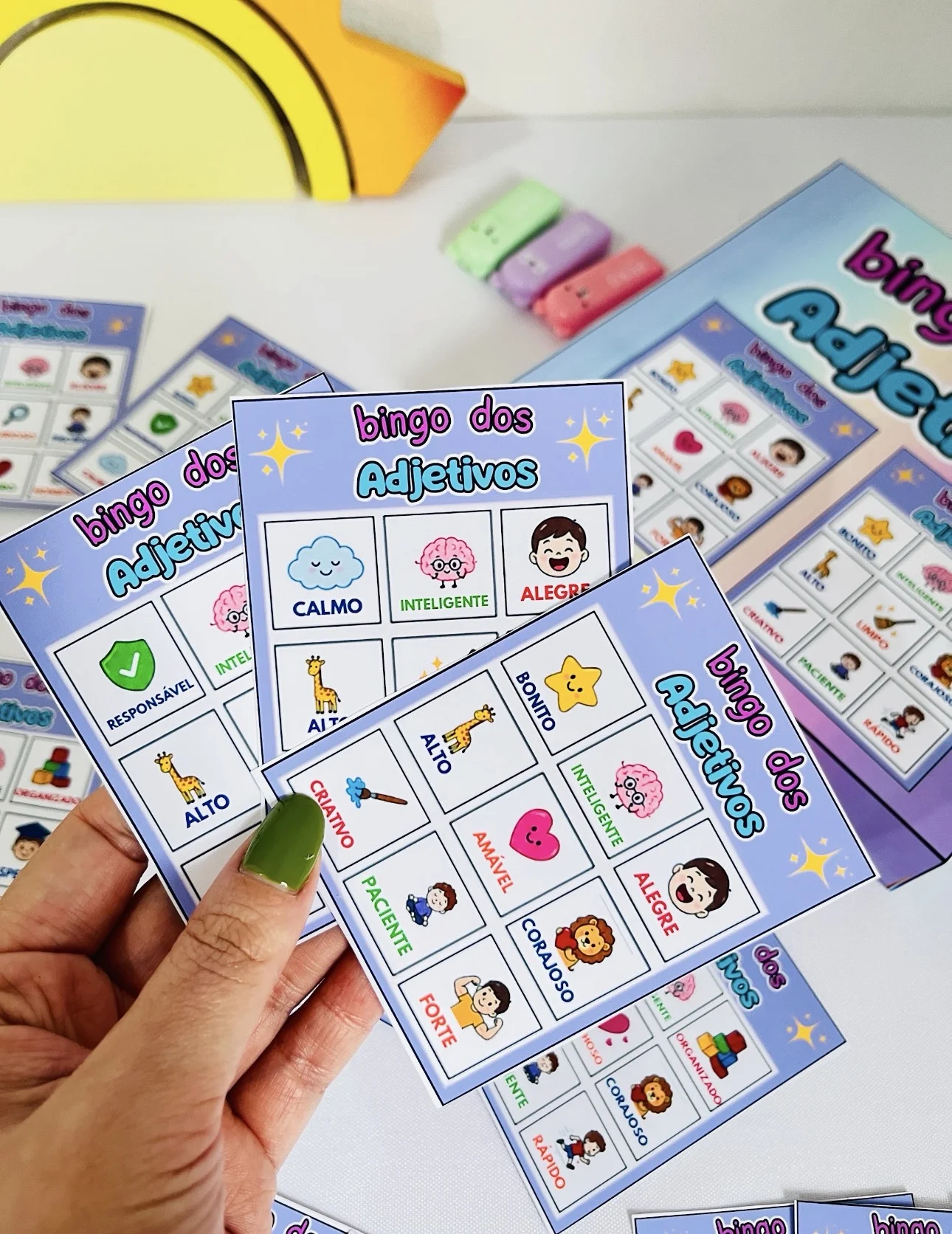 Bingo dos adjetivos — amostra 3: 🌟 BINGO DOS ADJETIVOS 🌟 Aprender adjetivos nunca foi tão divertido