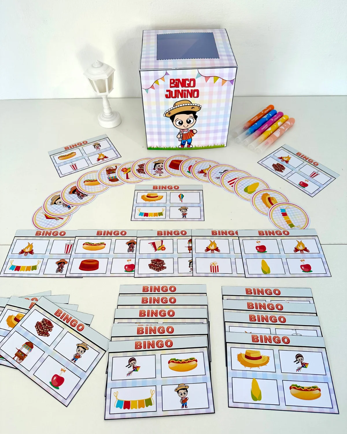 Bingo Junino – Material Pedagógico Digital — amostra 3: Arquivo Bingo Junino com 28 cartelas diferentes, com imagens…