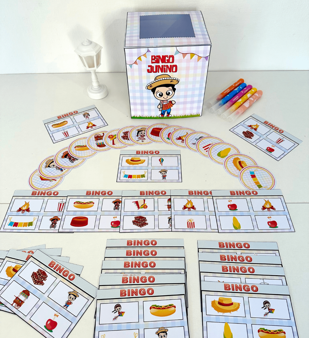 Bingo Junino para Imprimir com 28 Cartelas Diferentes — capa do material