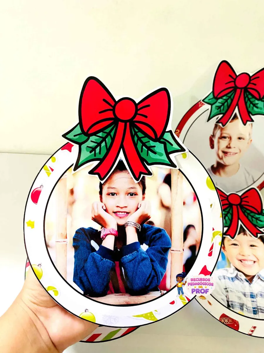 Bolinhas de Natal Editáveis — amostra 6: As Bolinhas de Natal Editáveis são uma forma especial de valorizar a identidade e…