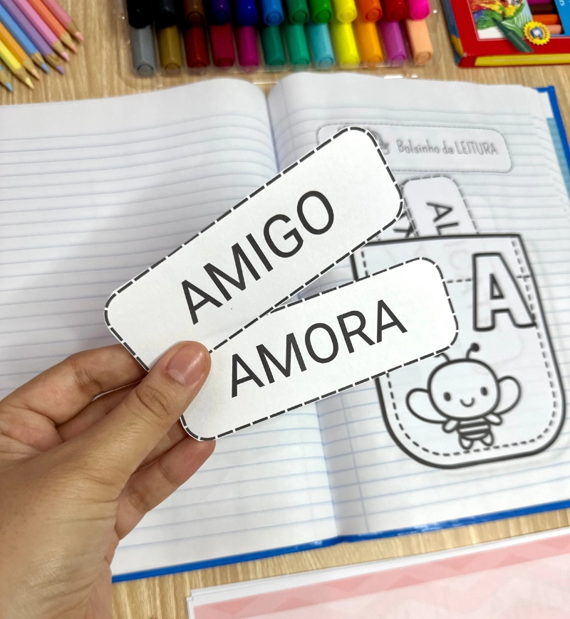 Bolsinho da Leitura: Alfabeto e Palavras em PDF — amostra 5: Trabalhe o alfabeto e a leitura de palavras com 26 páginas…