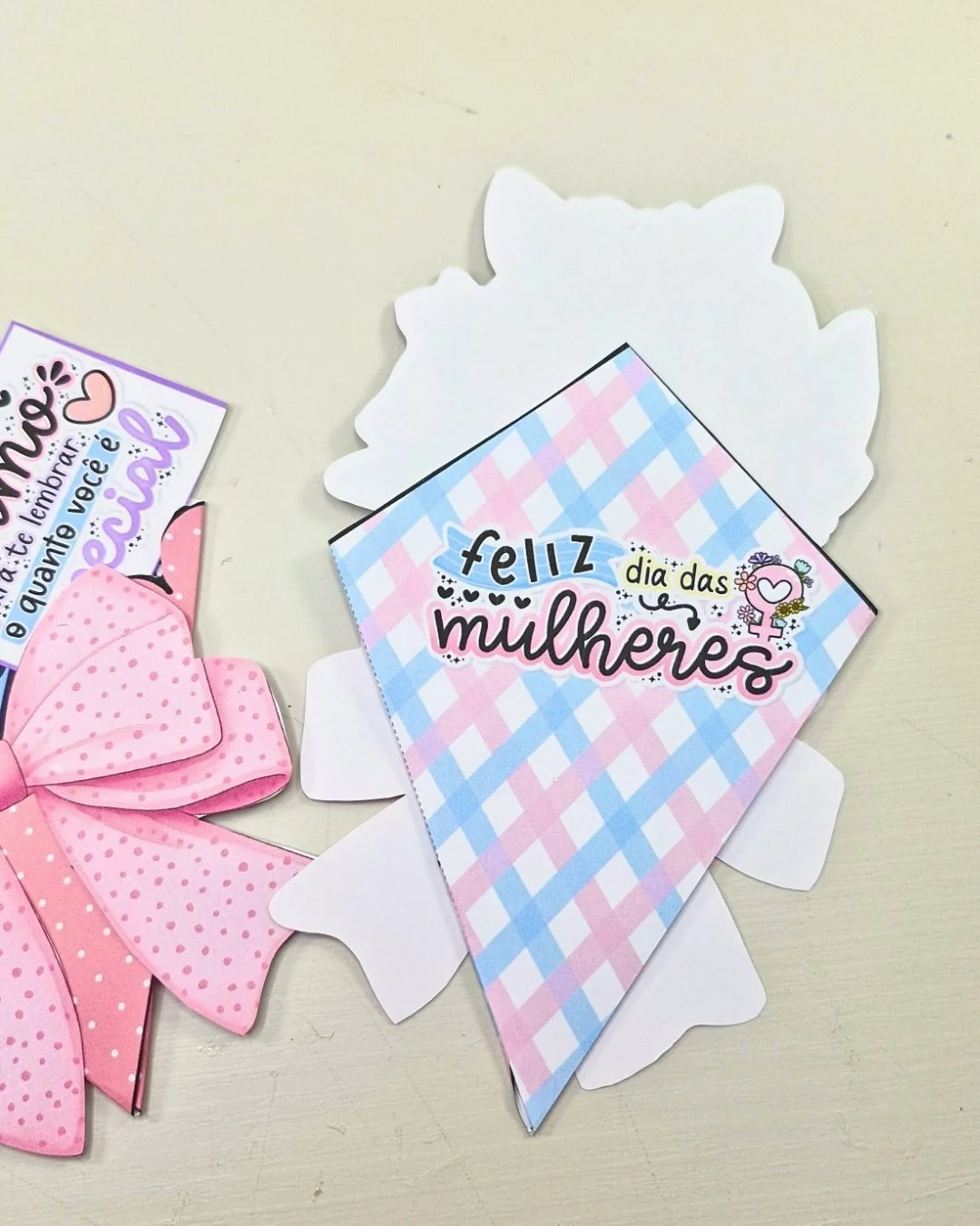 Buquês Dia das Mulheres – Material Pedagógico — amostra 1: Um mimo simples, delicado e cheio de significado Perfeito para…