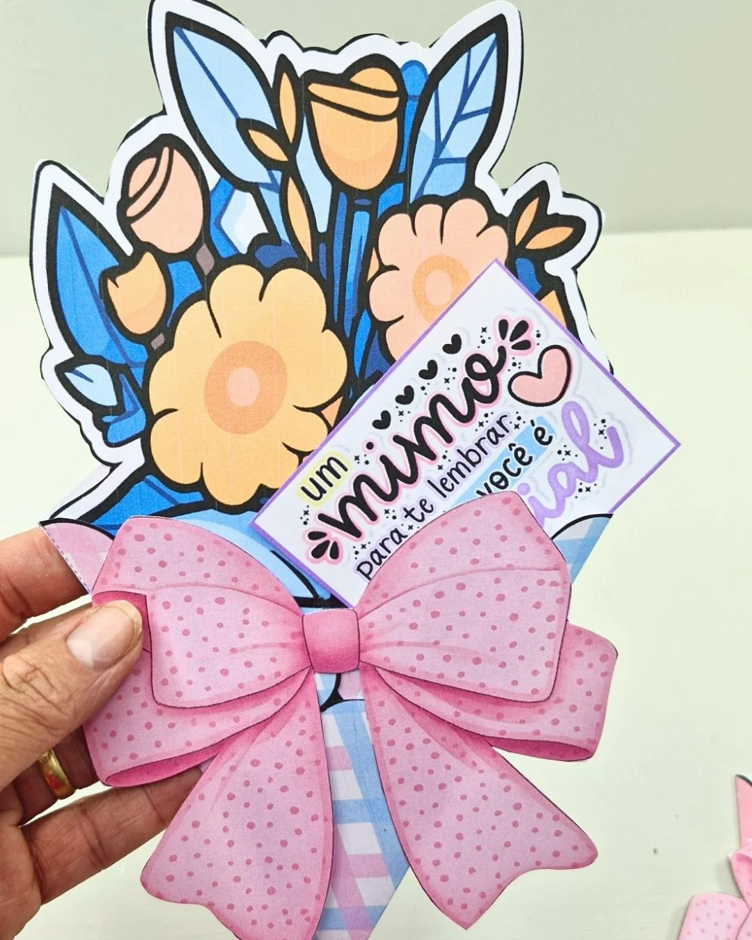 Buquês Dia das Mulheres – Material Pedagógico — amostra 4: Um mimo simples, delicado e cheio de significado Perfeito para…
