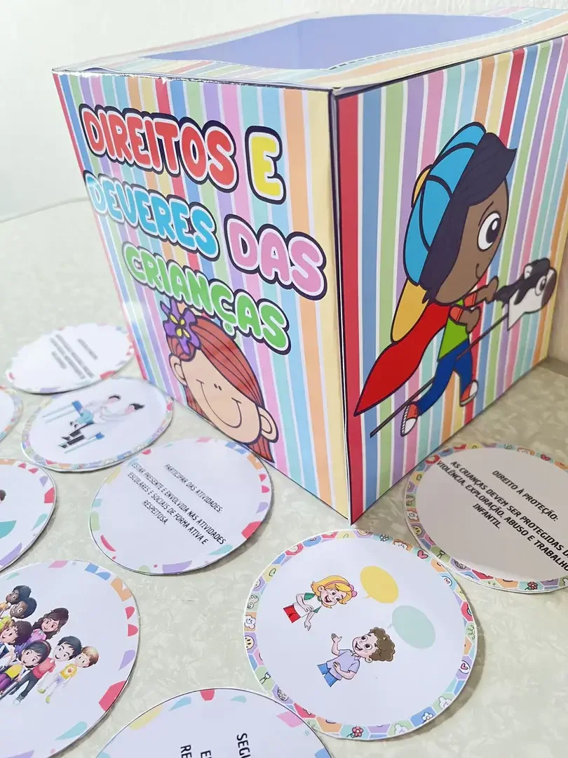 Caixa com cards ilustrativos: direitos e deveres das crianças — amostra 3: 🌟 O que a criança desenvolve?