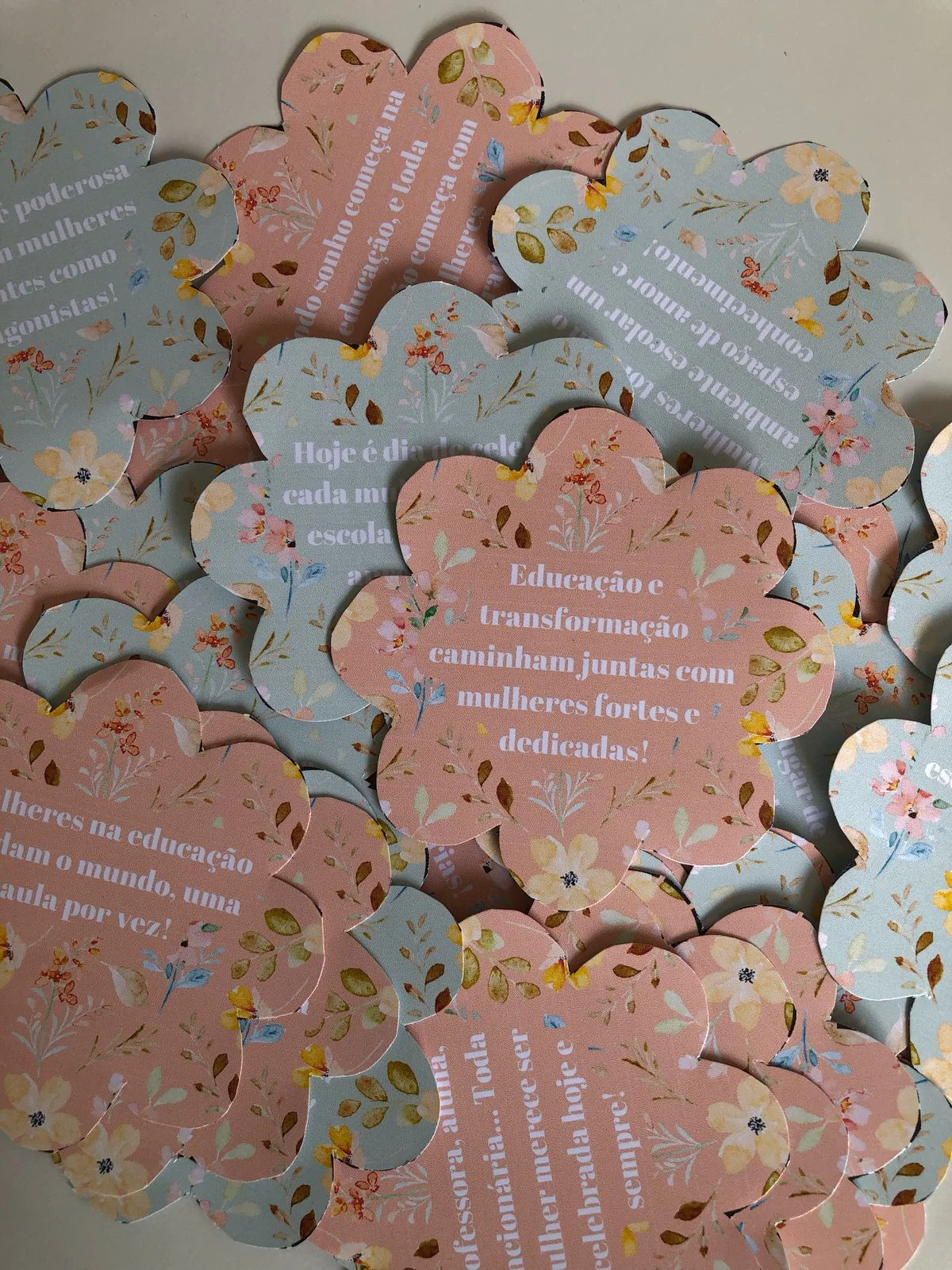 Caixa de Mensagens – Dia das Mulheres — amostra 6: Homenageie com carinho e significado