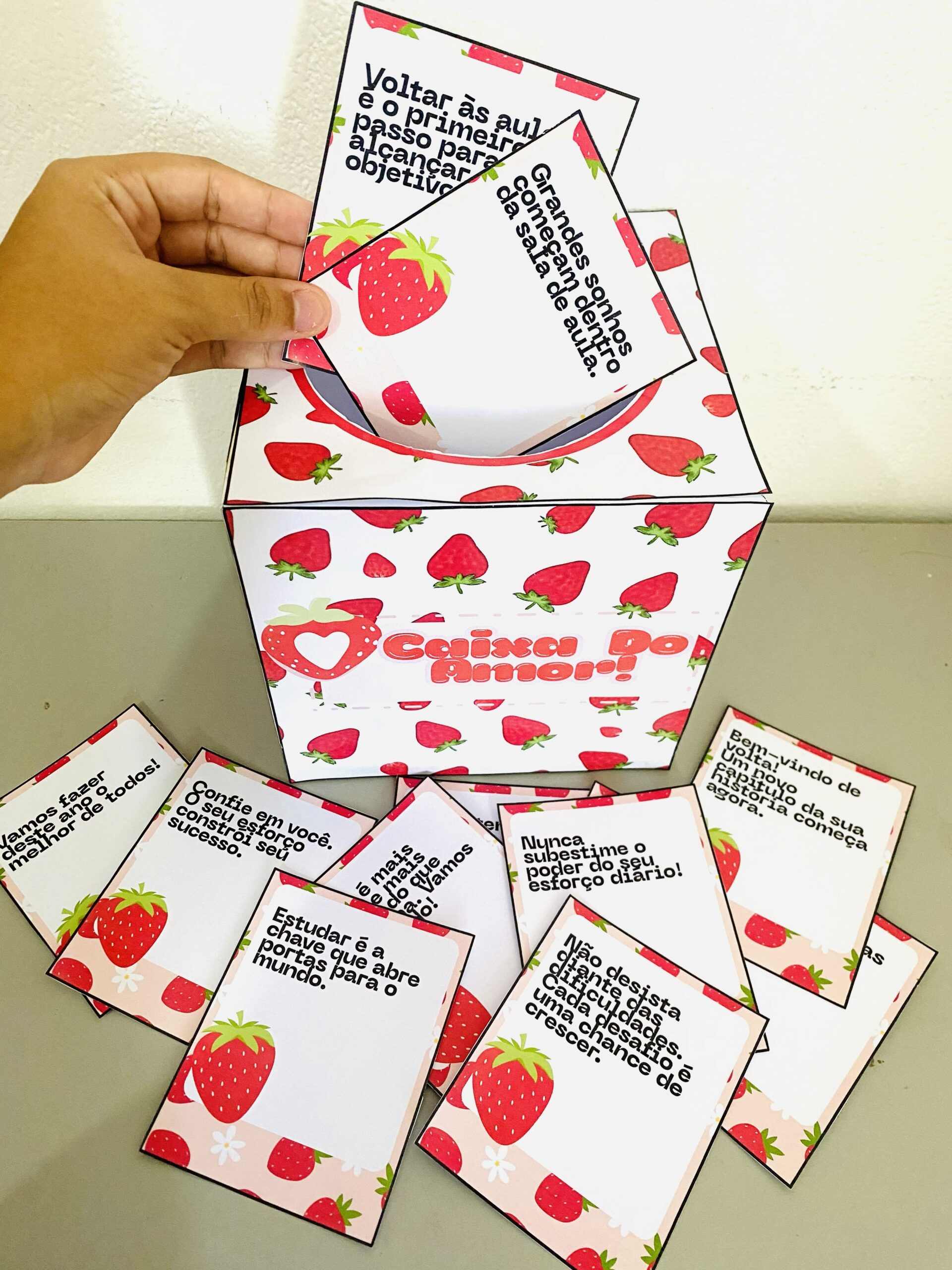 Caixa do amor: morango da motivação – Material Pedagógico — amostra 1: Transforme os estudos com a nossa encantadora Caixa…