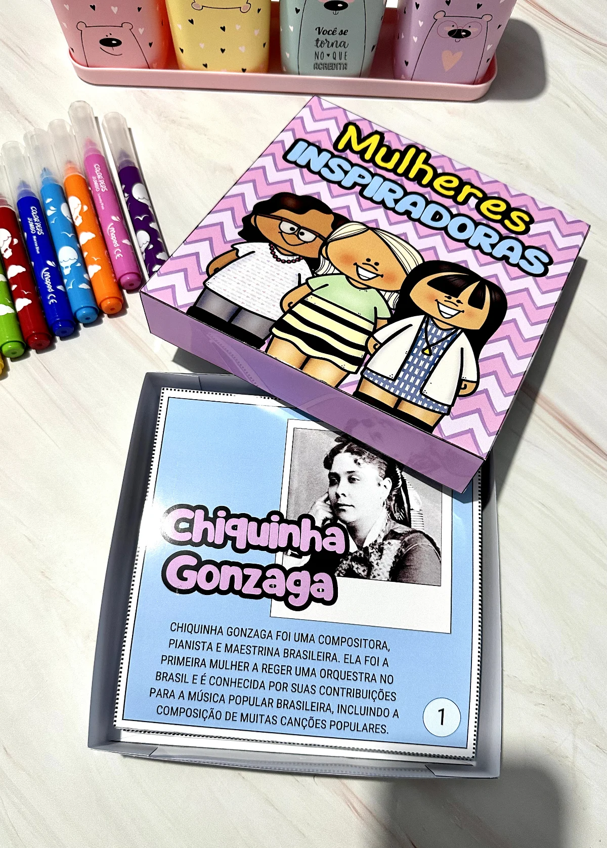 Caixa Mulheres Inspiradoras - Dia da Mulher — amostra 2: Arquivo em formato de caixa para trabalhar o tema “Dia…