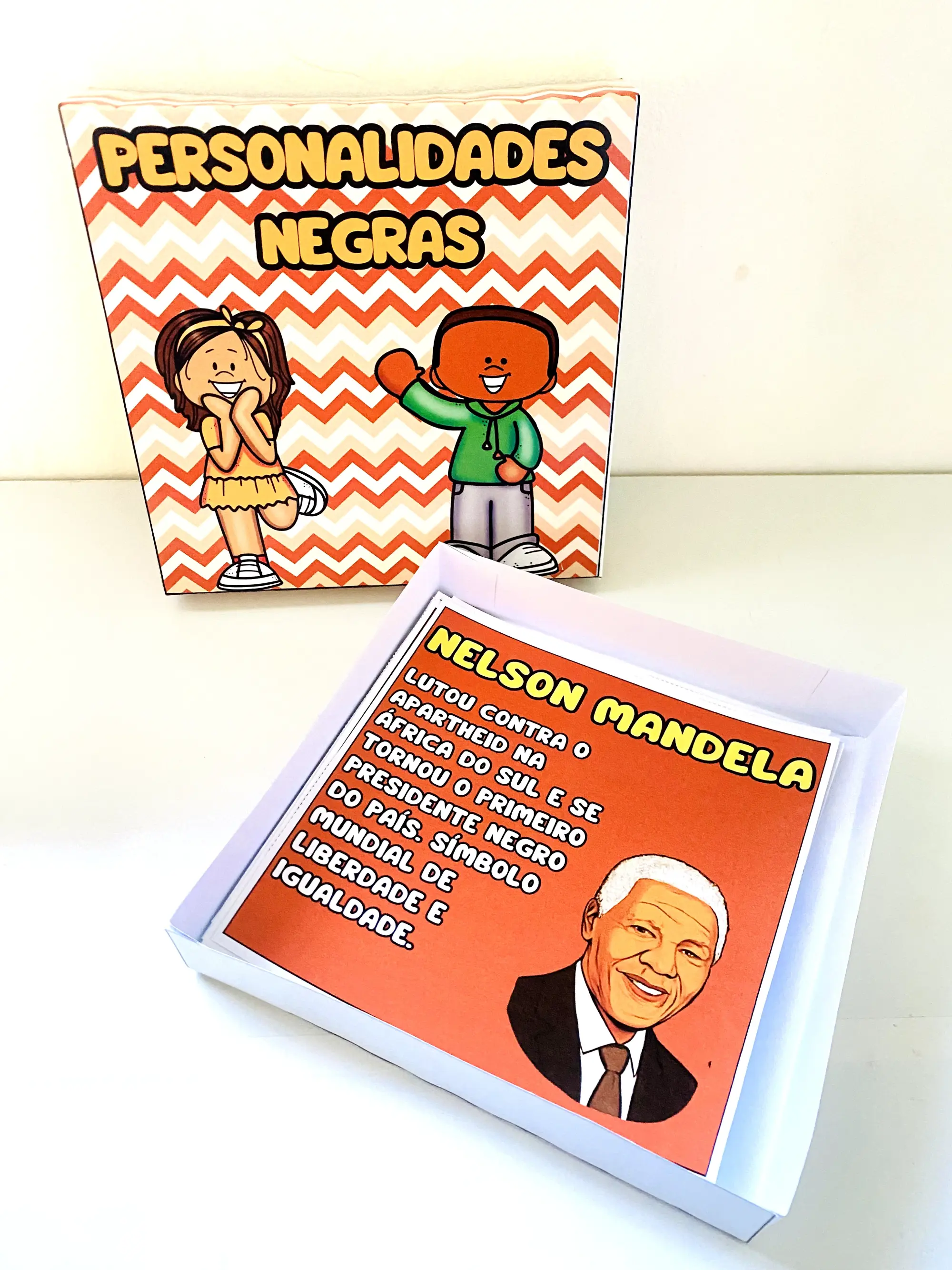 CAIXA PERSONALIDADES NEGRAS – HISTÓRIAS QUE INSPIRAM! ANOS INICIAIS — amostra 1: Com a Caixa Personalidades Negras , seus…