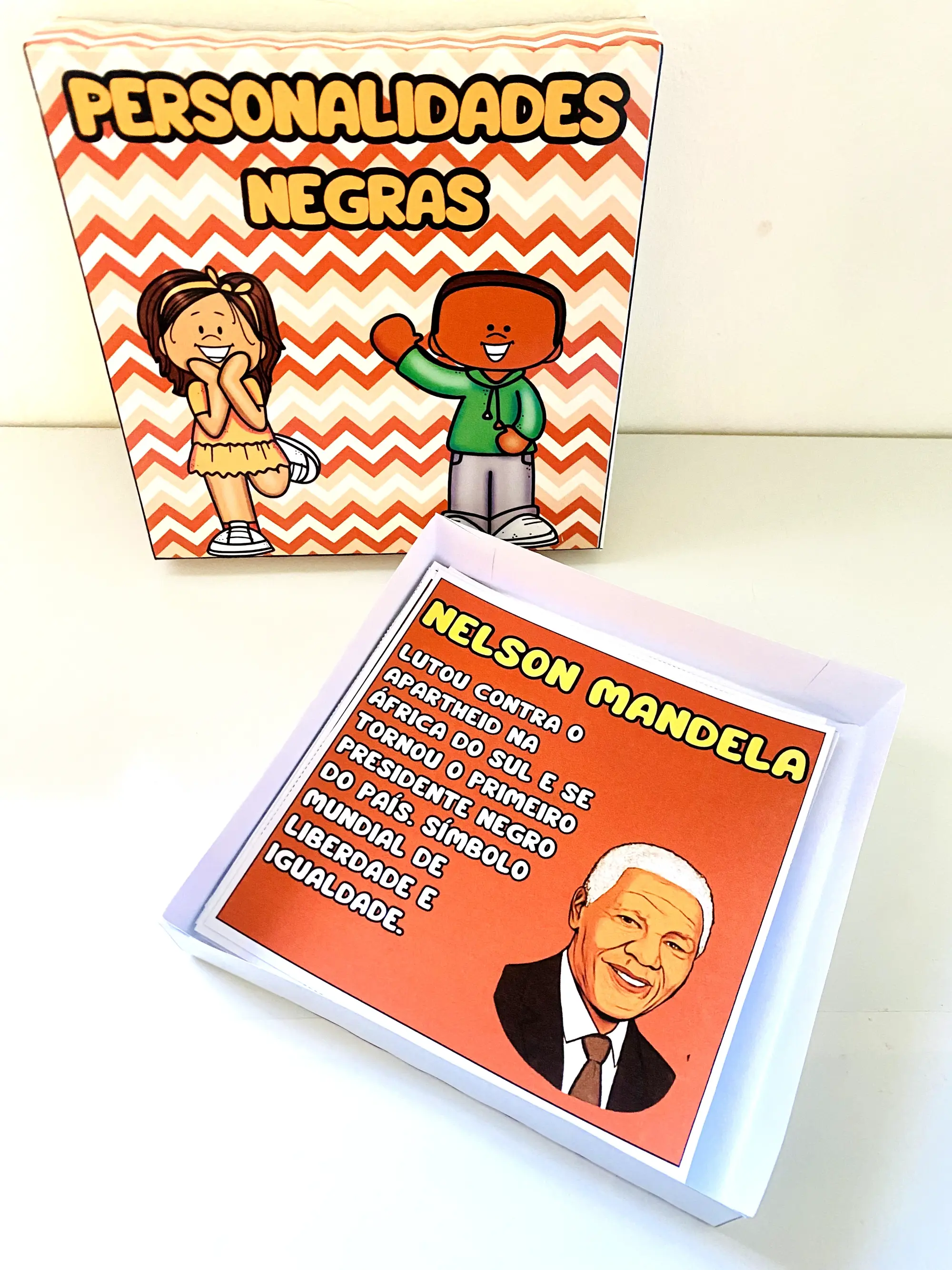 CAIXA PERSONALIDADES NEGRAS – HISTÓRIAS QUE INSPIRAM! ANOS INICIAIS — amostra 2: Com a Caixa Personalidades Negras , seus…