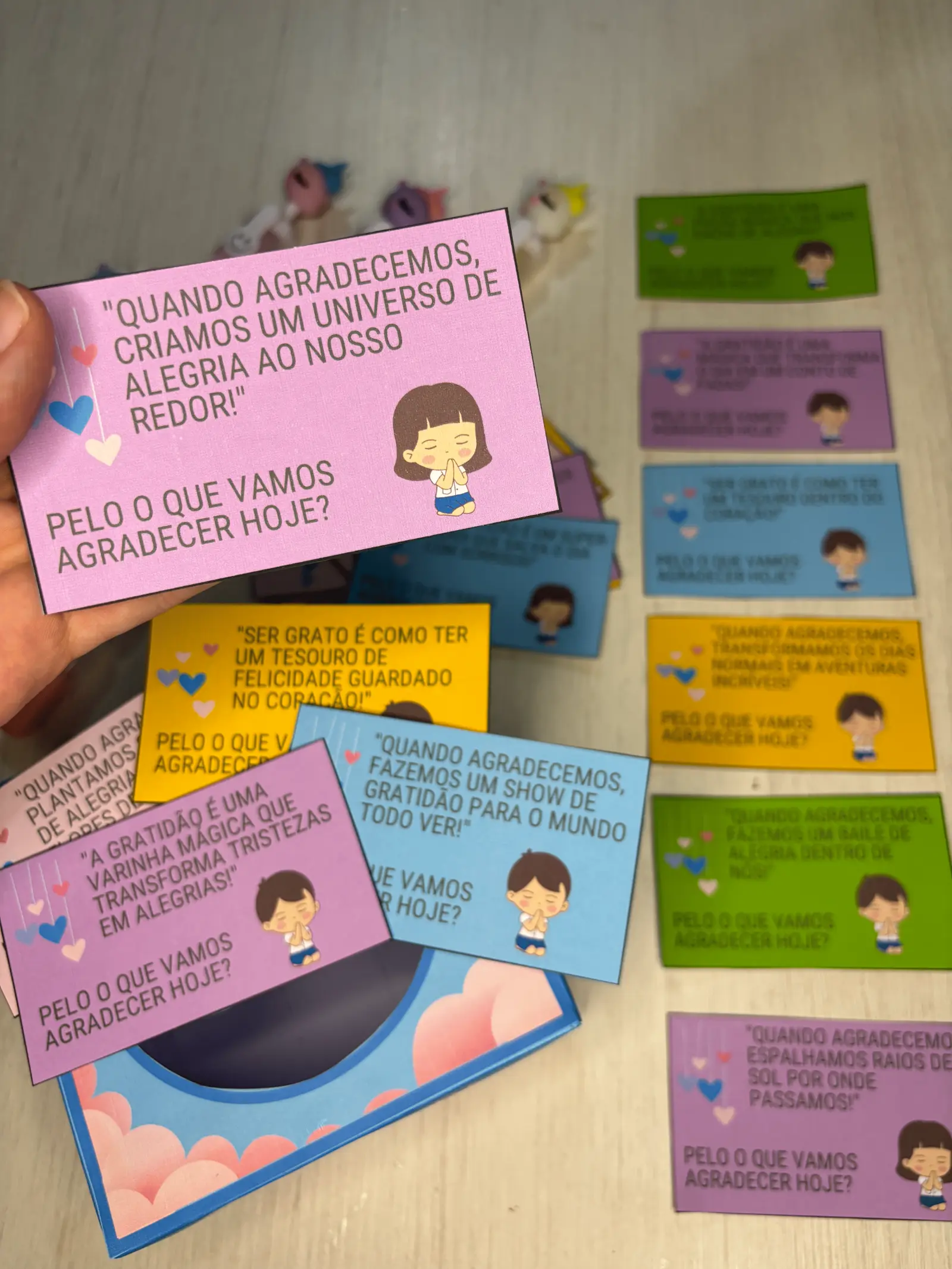 Caixinha da Gratidão: Dinâmica para Fortalecer Vínculos e Valores — capa do material