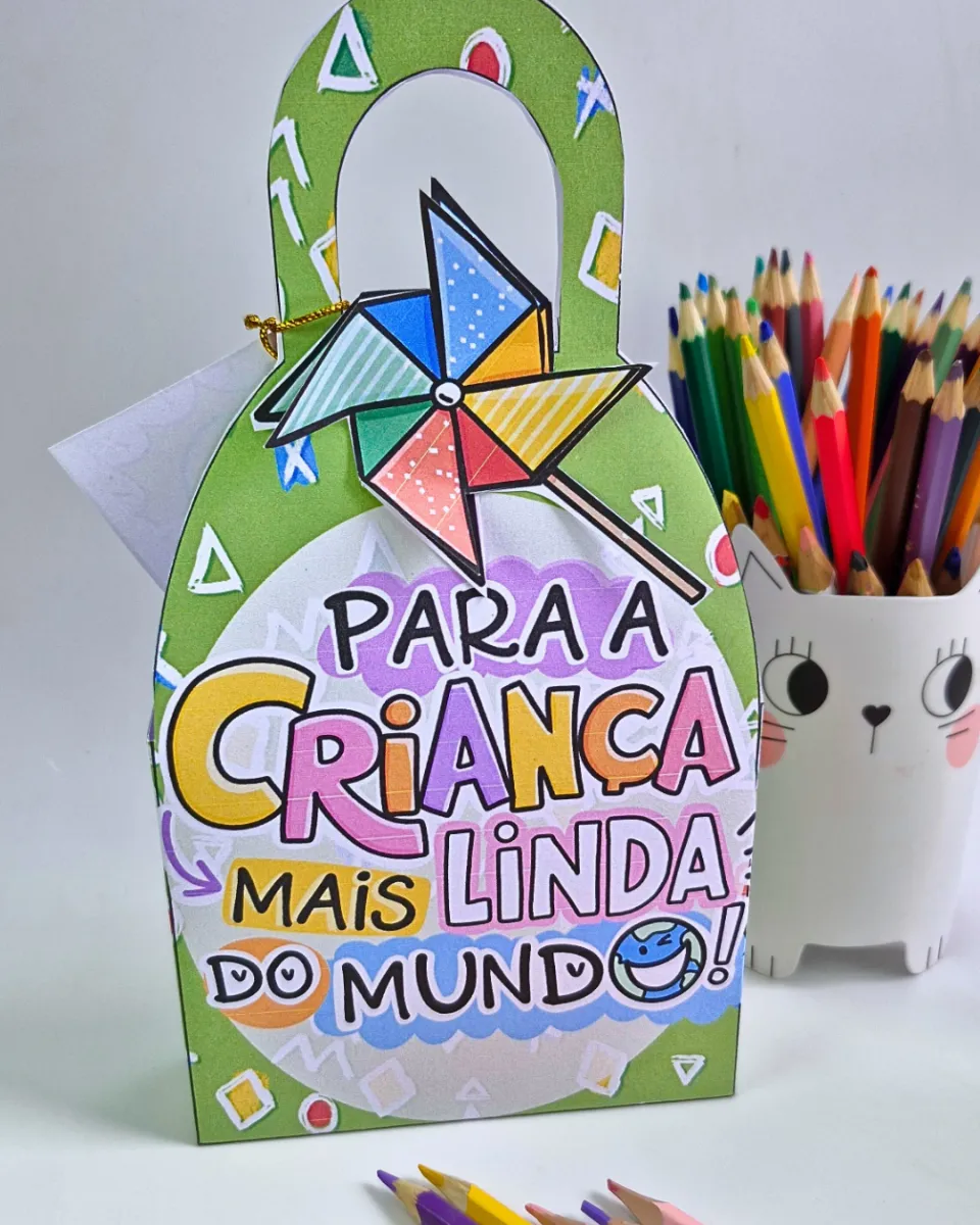 Caixinha e Viseira Para a Criança Mais Linda – Lembrancinha Dia das Crianças — amostra 1: Encante os pequenos com essa…