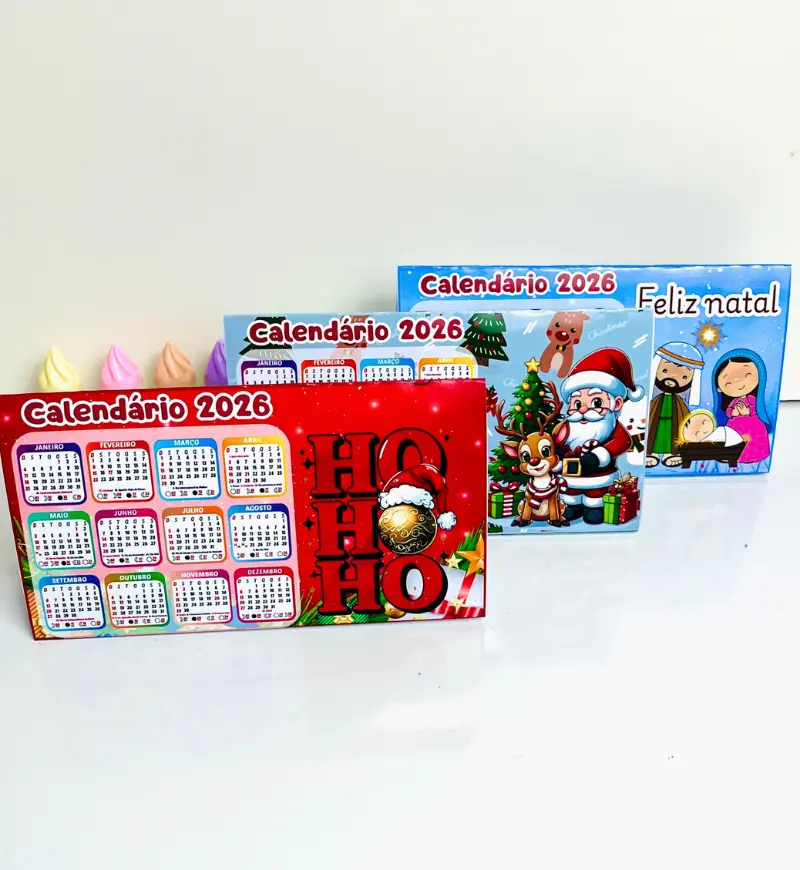 Calendário de Mesa 2026 Editável com Foto para Lembrancinha Escolar — amostra 1: Calendário de mesa 2026 para personalizar…