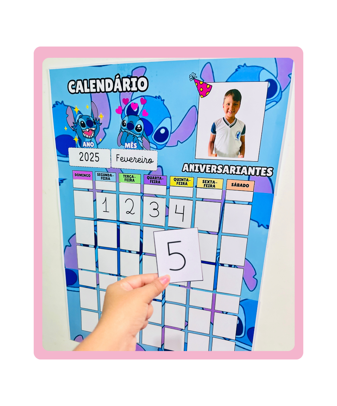 Calendário do Stitch para imprimir — Atividades para Todas as séries: Leve o calendário do Stitch para a parede da sala e…