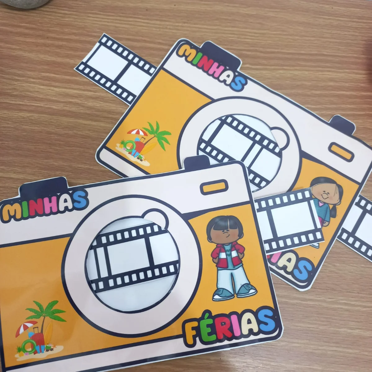 Câmera Minhas Férias – Material Pedagógico — amostra 1: O que está incluso – Foto para divulgação