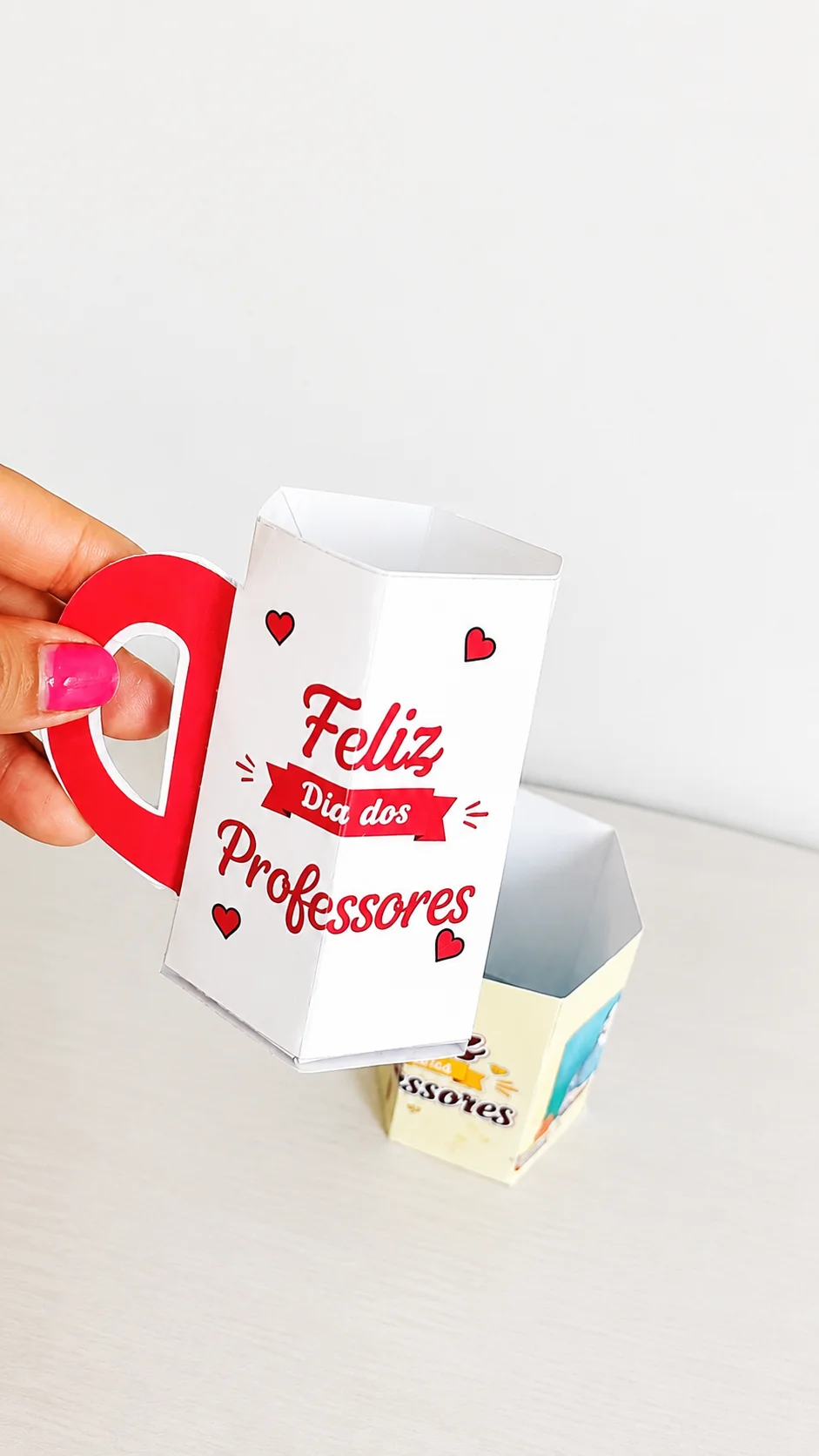 Caneca de Papel- Lembrancinha Para Professores — amostra 2: Transforme uma simples lembrancinha em um presente cheio de…