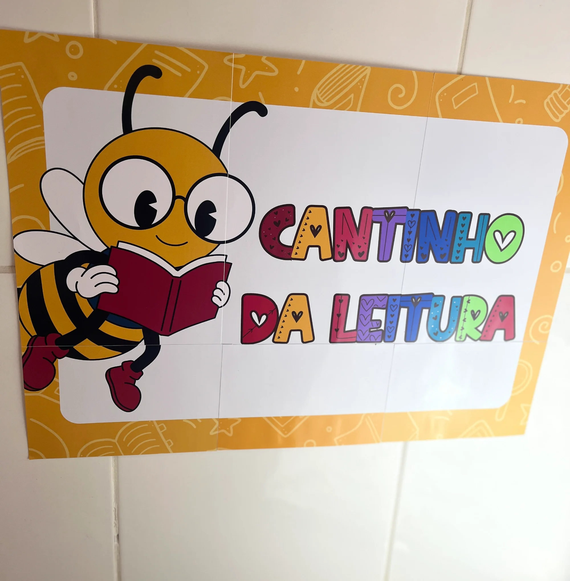Cantinho da Leitura – Painel para Sala de Aula — amostra 2: Painel colorido Cantinho da Leitura com 8 páginas para imprimir…