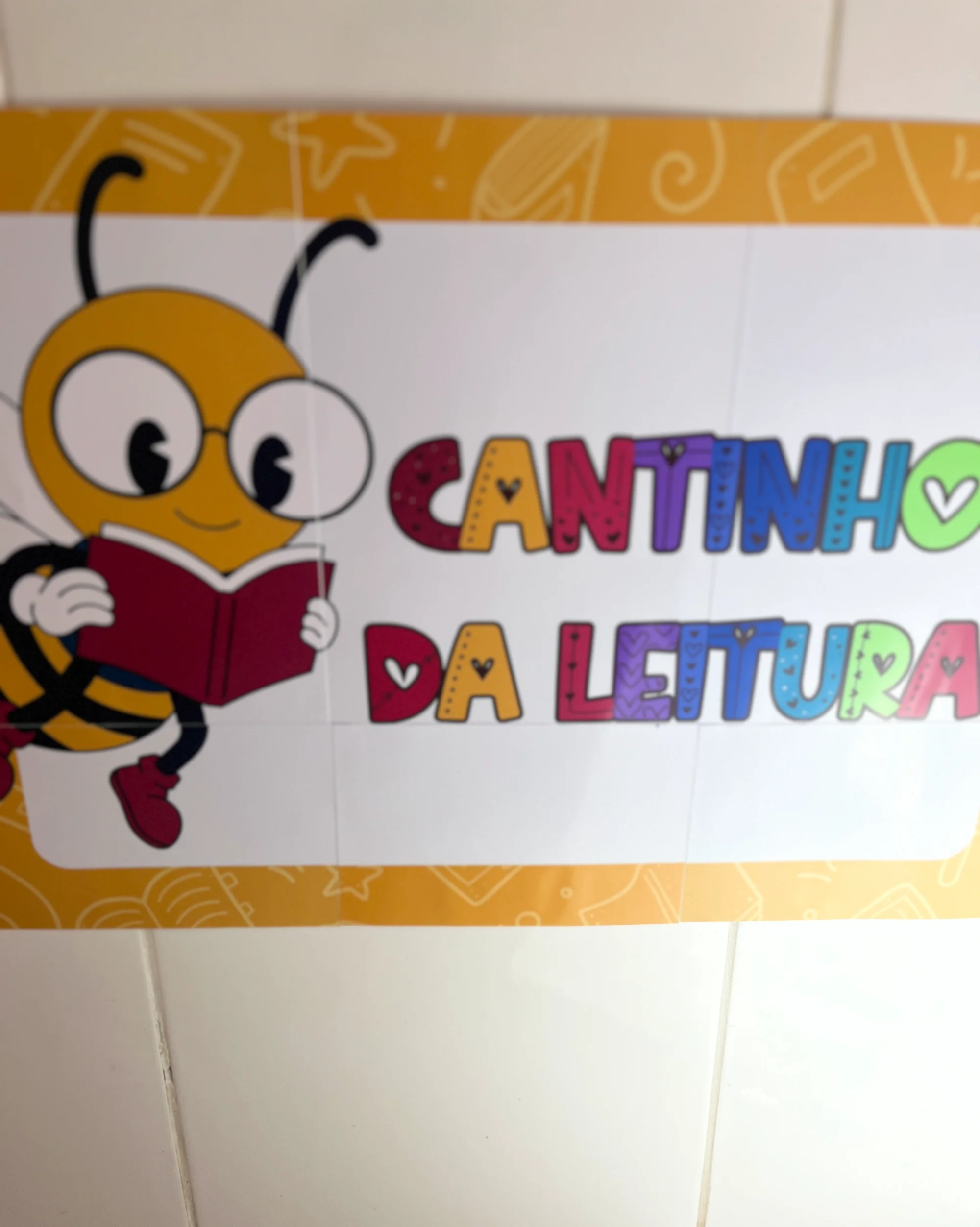 Cantinho da Leitura – Painel para Sala de Aula — amostra 6: Painel colorido Cantinho da Leitura com 8 páginas para imprimir…