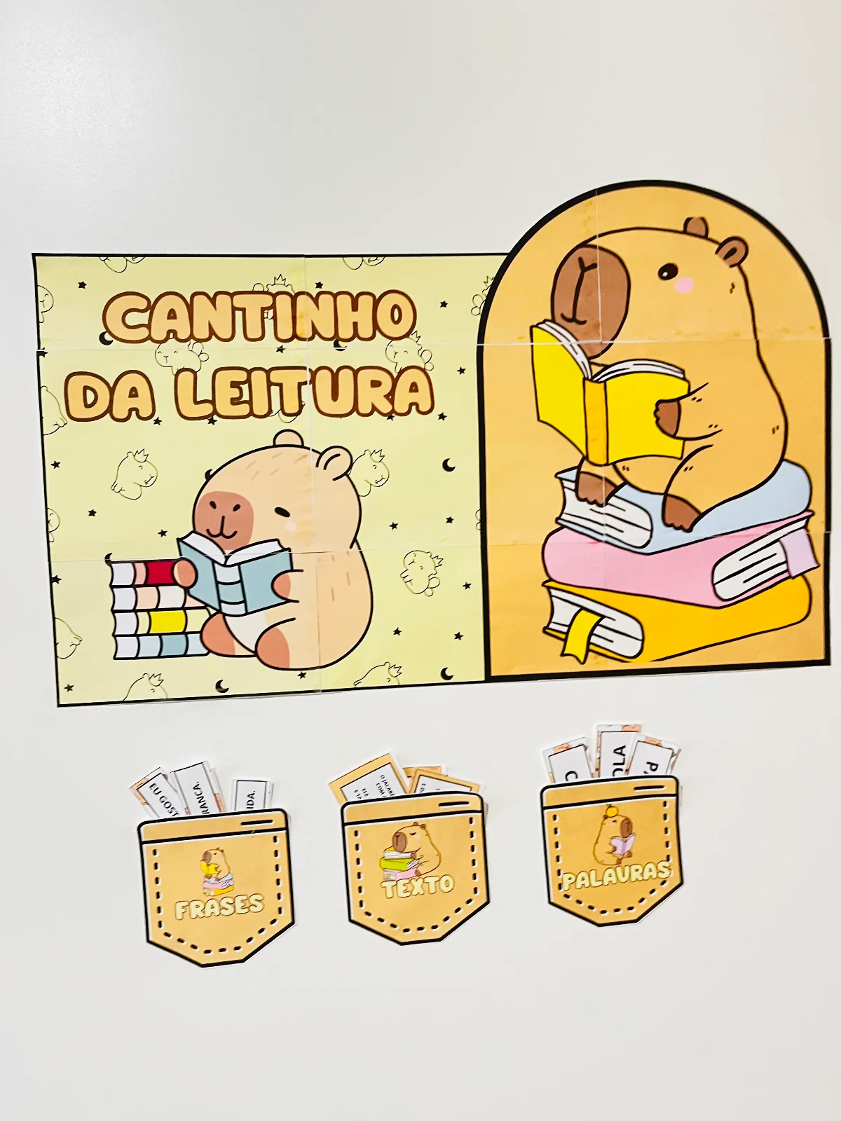 Cantinho da Leitura - Tema Capivaras – PDF para Imprimir — amostra 4: Recurso decorativo pedagógico desenvolvido para…