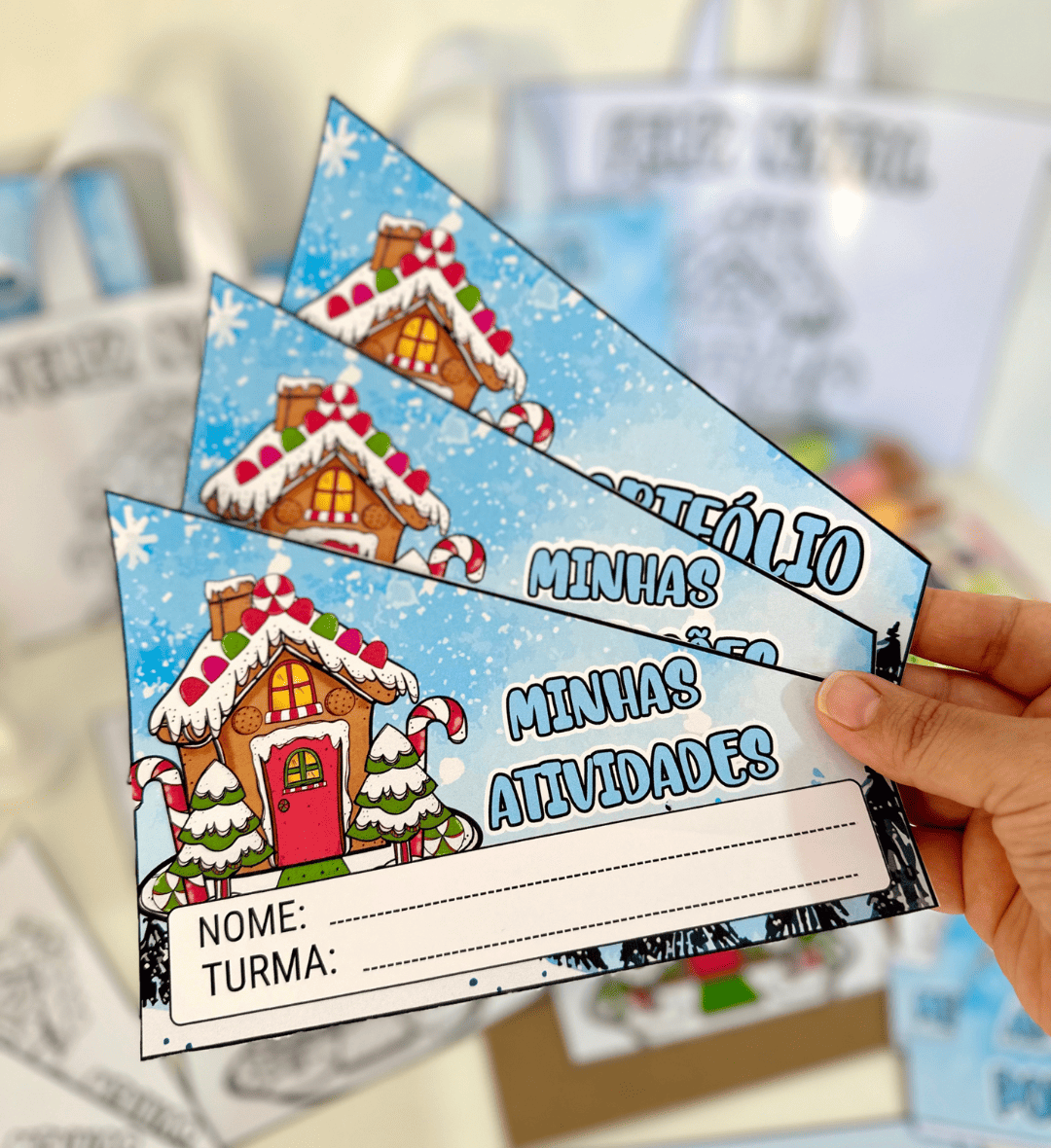 Capas de Atividades de Natal: Kit Casinha para Imprimir — amostra 1: Capas de atividades de Natal com tema de casinha