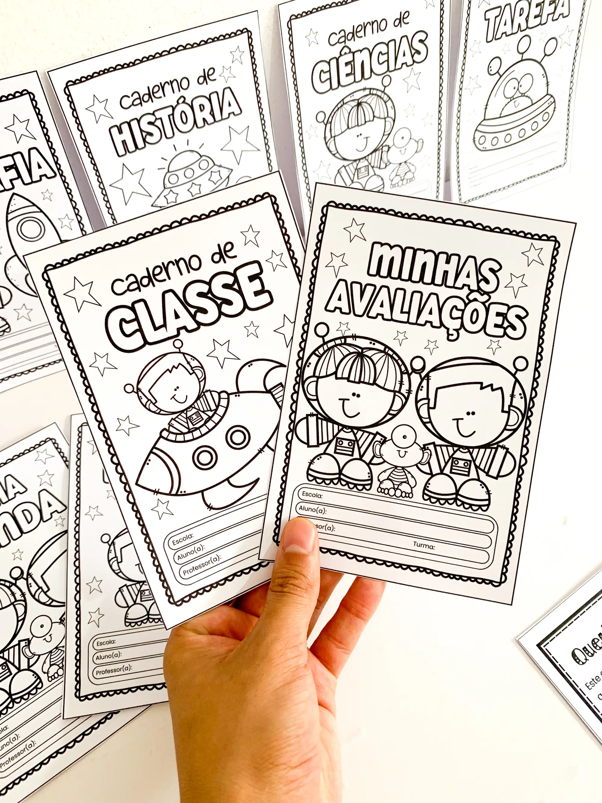 Capas de Caderno Astronauta Educação Infantil — amostra 5: Kit completo para personalizar e organizar os cadernos escolares…