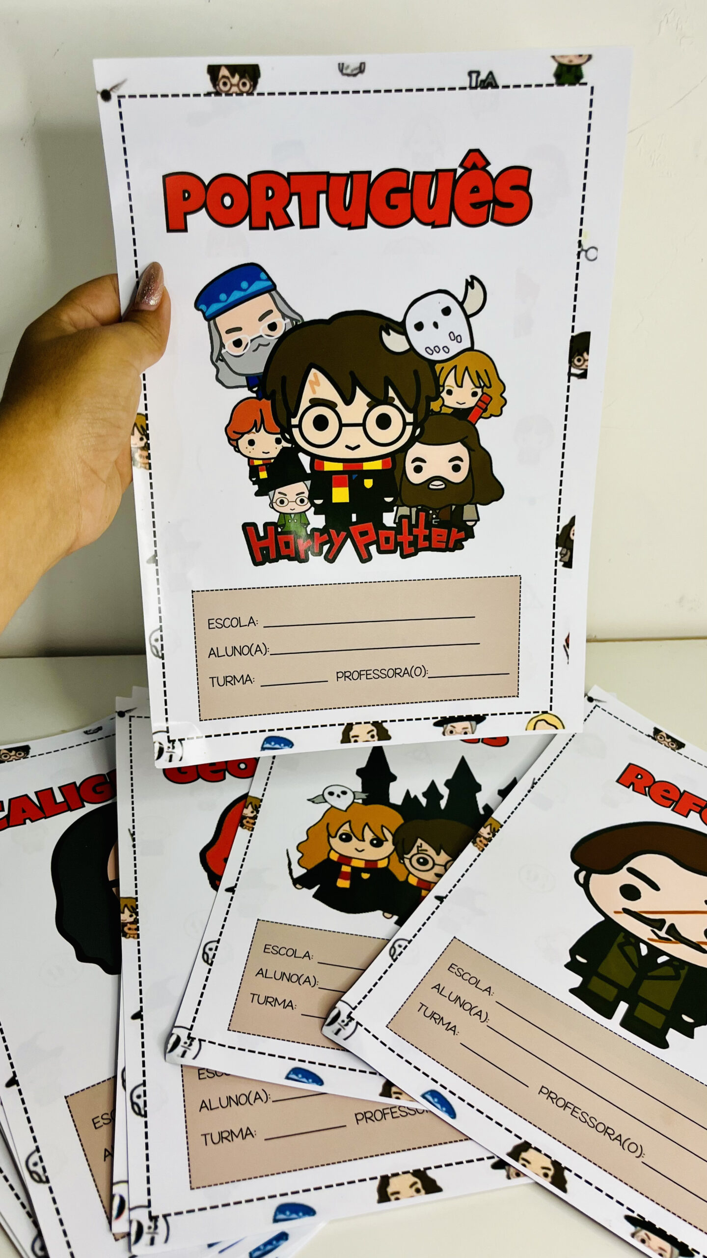 Capas para cadernos harry potter | Educação Infantil e Anos Iniciais — amostra 6: Apresentamos uma coleção de capas…