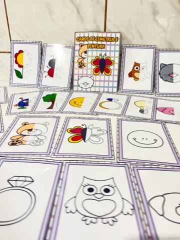 Cards de Simetria e Pintura: Atividades Educativas de Arte/Matemática — amostra 2: Recurso pedagógico interativo com cards…