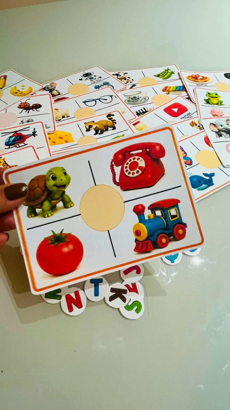 🔤 CARDS DO ALFABETO ILUSTRADO ✨ — amostra 3: 🔤 CARDS DO ALFABETO ILUSTRADO ✨ Uma forma lúdica, visual e significativa de… 🔤 CARDS DO ALFABETO ILUSTRADO ✨ — amostra 3: 🔤 CARDS DO ALFABETO ILUSTRADO ✨ Uma forma lúdica, visual e significativa de…