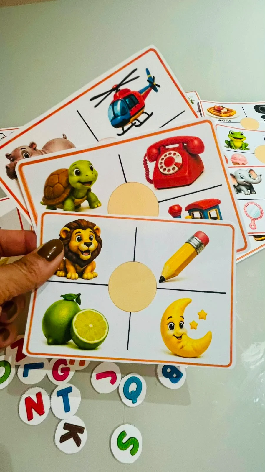🔤 CARDS DO ALFABETO ILUSTRADO ✨ — amostra 4: 🔤 CARDS DO ALFABETO ILUSTRADO ✨ Uma forma lúdica, visual e significativa de… 🔤 CARDS DO ALFABETO ILUSTRADO ✨ — amostra 4: 🔤 CARDS DO ALFABETO ILUSTRADO ✨ Uma forma lúdica, visual e significativa de…