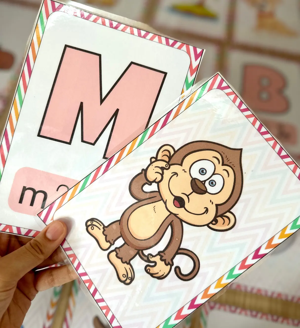 Cards do Alfabeto para Pareamento de Letras e Imagens — amostra 5: Explore letras e sons iniciais com cards do alfabeto em…
