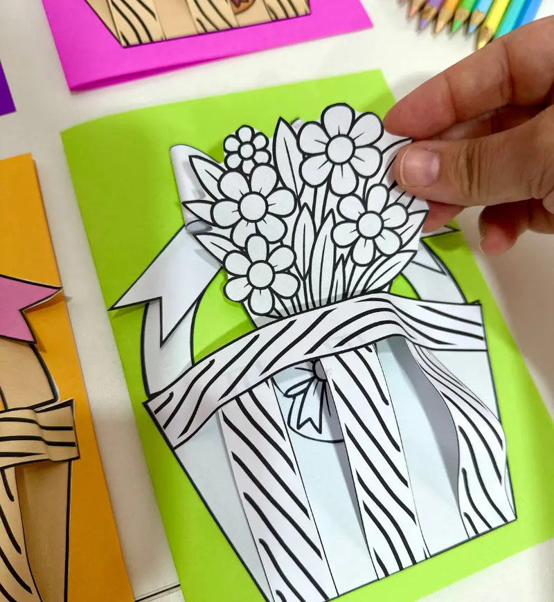 Cartão 3D Dia das Mães: Cesto de Flores para Imprimir — amostra 2: O que vem no material