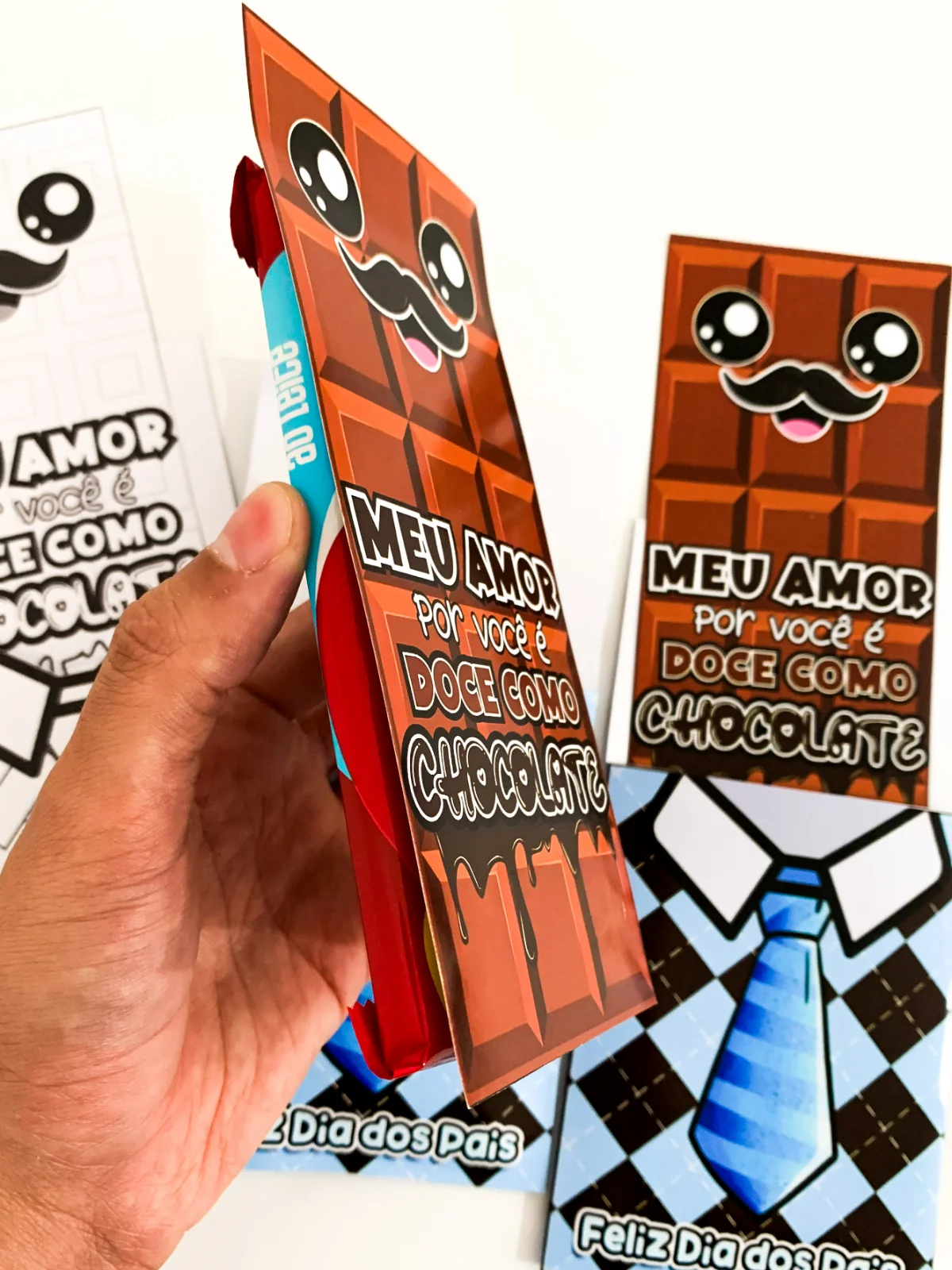 Cartão 3D – Dia dos Pais (Tema Chocolate) — amostra 2: Sobre o Cartão 3D – Dia dos Pais (Tema Chocolate)