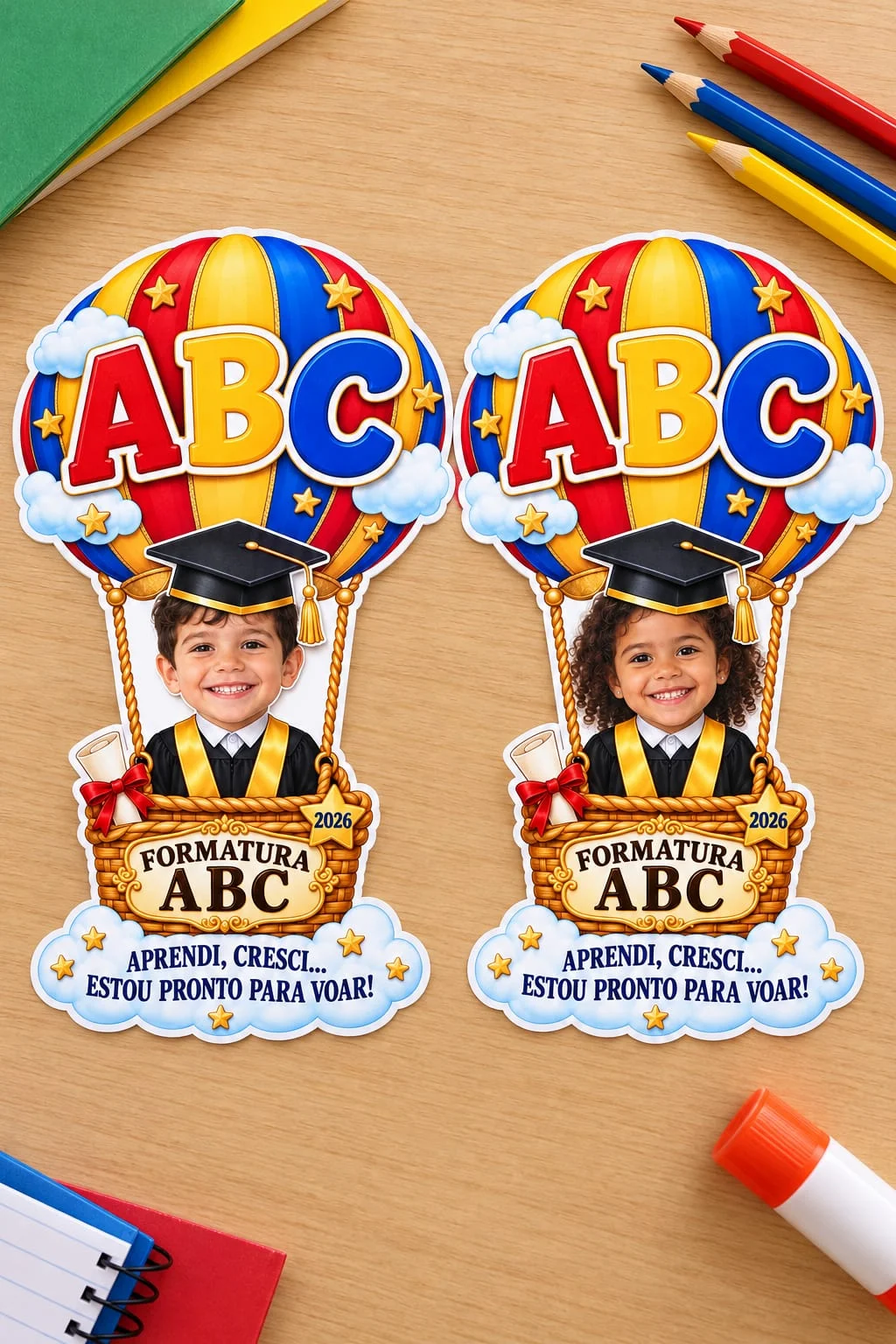 Cartão Balão Formatura ABC Lembrancinha PDF — amostra 4: Cartão balão formatura ABC para personalizar com foto e capelo