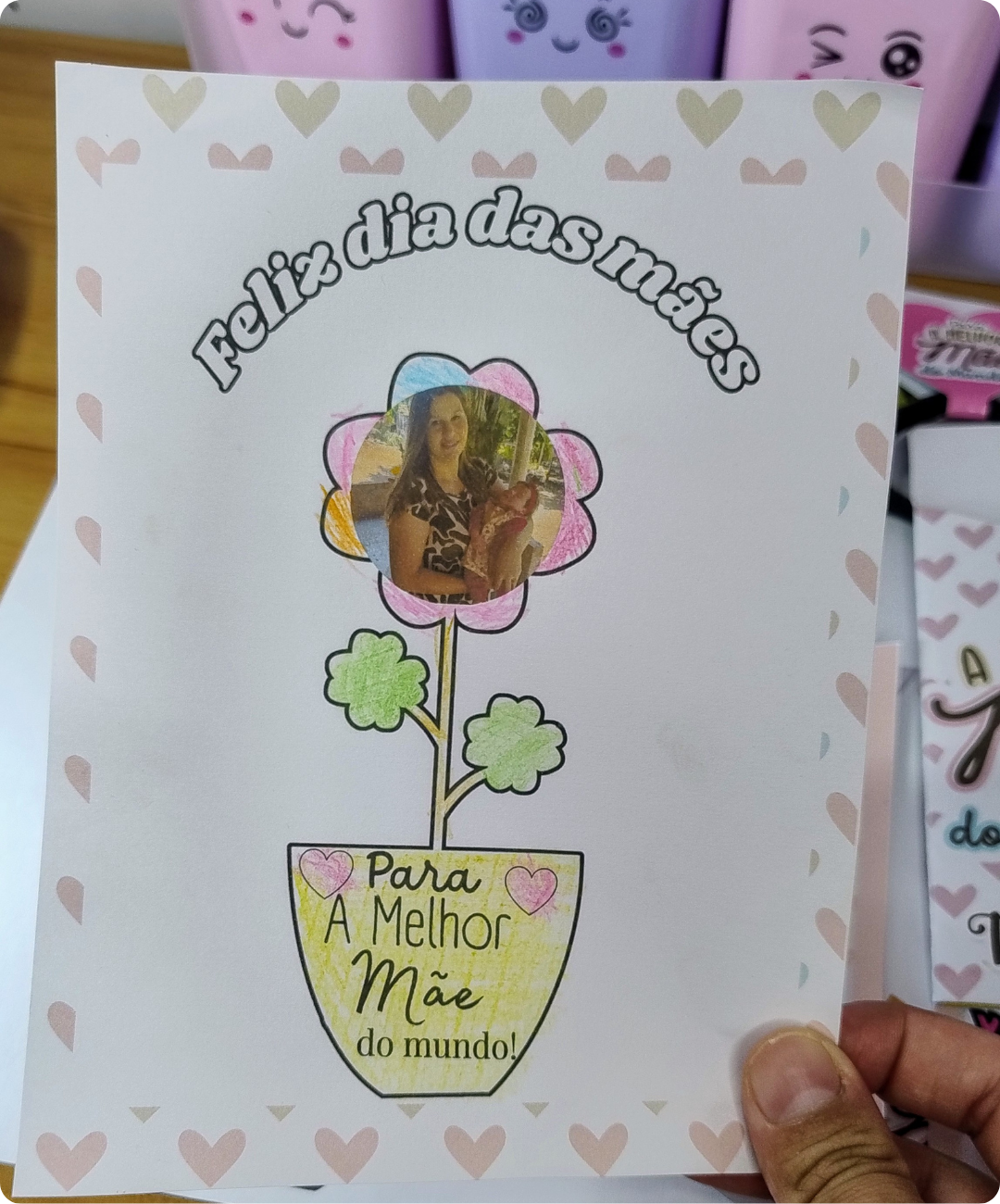 Cartão de flor para imprimir no Dia das Mães — amostra 7: Prepare uma proposta de carinho para o Dia das Mães com cartão de…