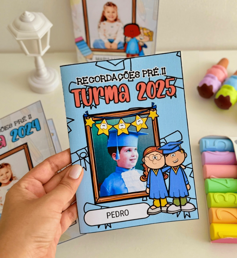 Cartão de Recordações Personalizável para Educação Infantil — amostra 5: Crie uma lembrança da turma com o Cartão de…
