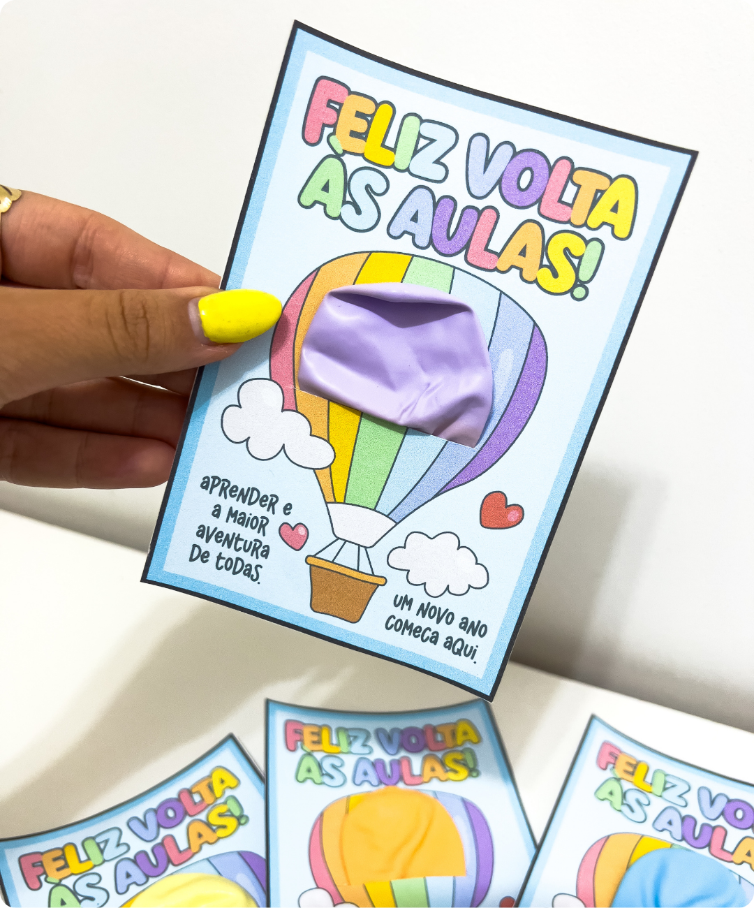 Cartão de volta às aulas para imprimir com tema balão — amostra 3: O que está disponível no PDF